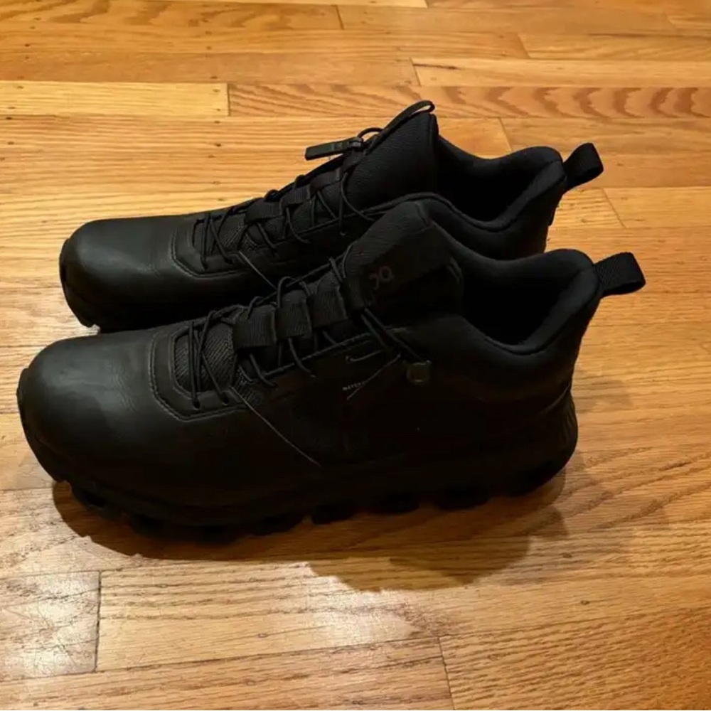 (New) On Running Cloud Hi Waterproof Sneaker